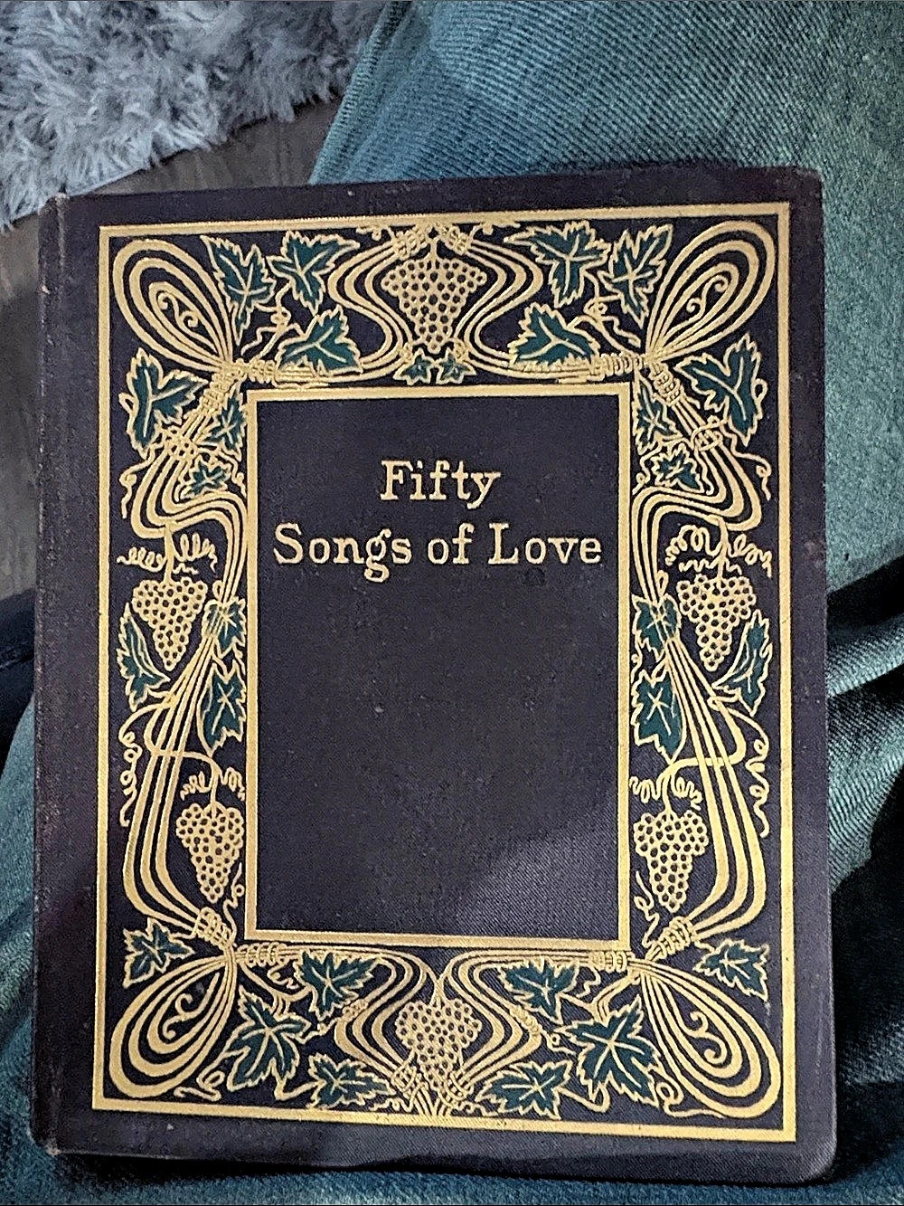 Dodge Publishing Company Fifty Songs of Love Brown & Gold